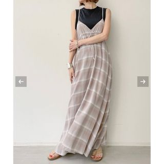 アパルトモンドゥーズィエムクラス(L'Appartement DEUXIEME CLASSE)の【REMI RELIEF/レミレリーフ】CHECK CAMI DRESS(ロングワンピース/マキシワンピース)