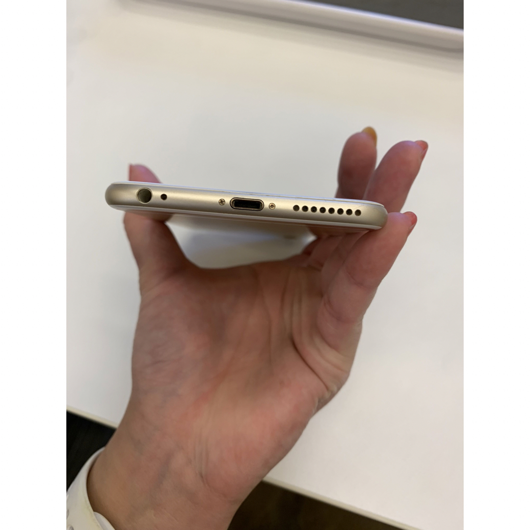 iPhone(アイフォーン)のiPhone6Plus Wi-Fiのみ スマホ/家電/カメラのスマートフォン/携帯電話(その他)の商品写真