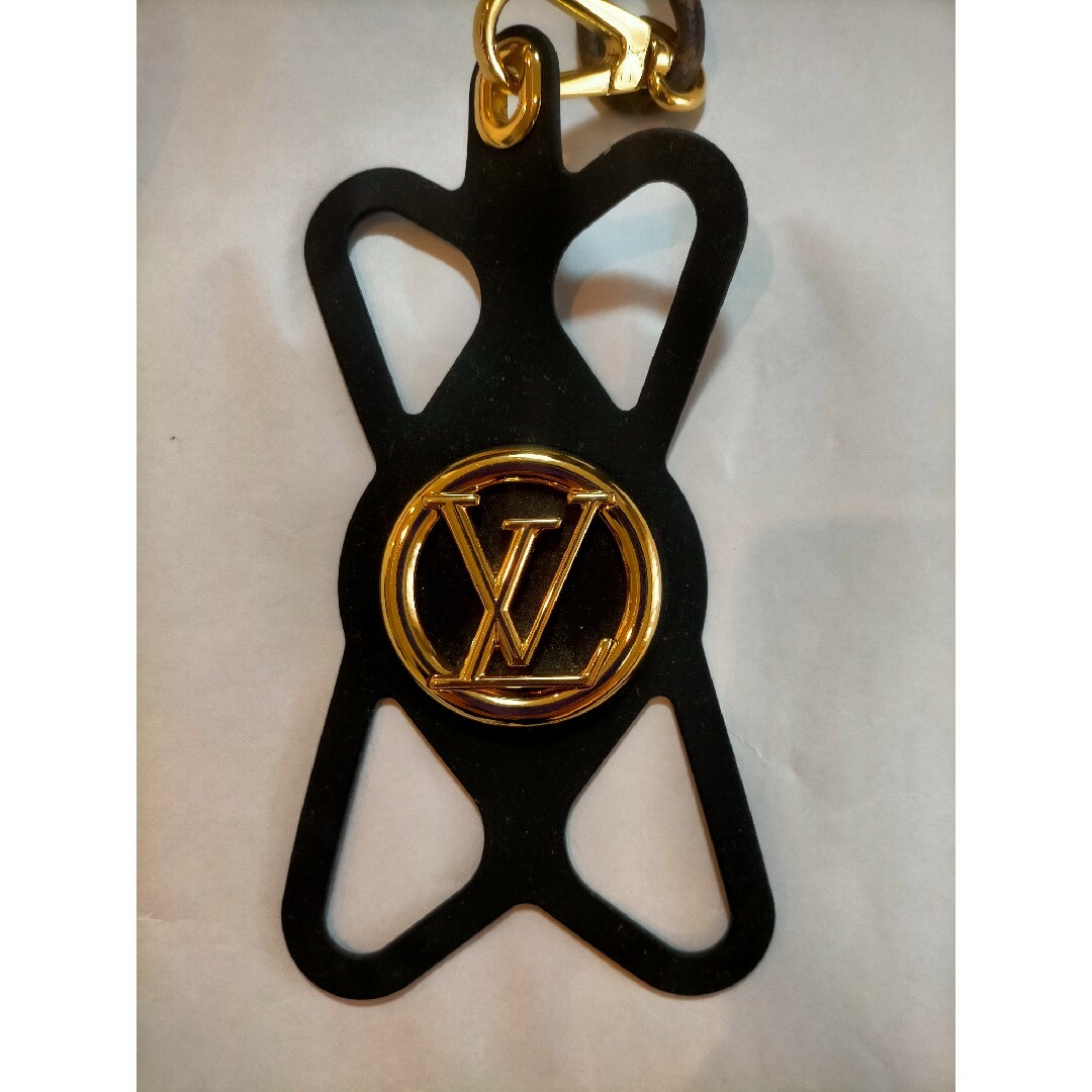 LOUIS VUITTON(ルイヴィトン)のルイ ヴィトン モノグラム スマートフォンホルダー ルイーズ  アクセサリー スマホ/家電/カメラのスマホアクセサリー(ネックストラップ)の商品写真