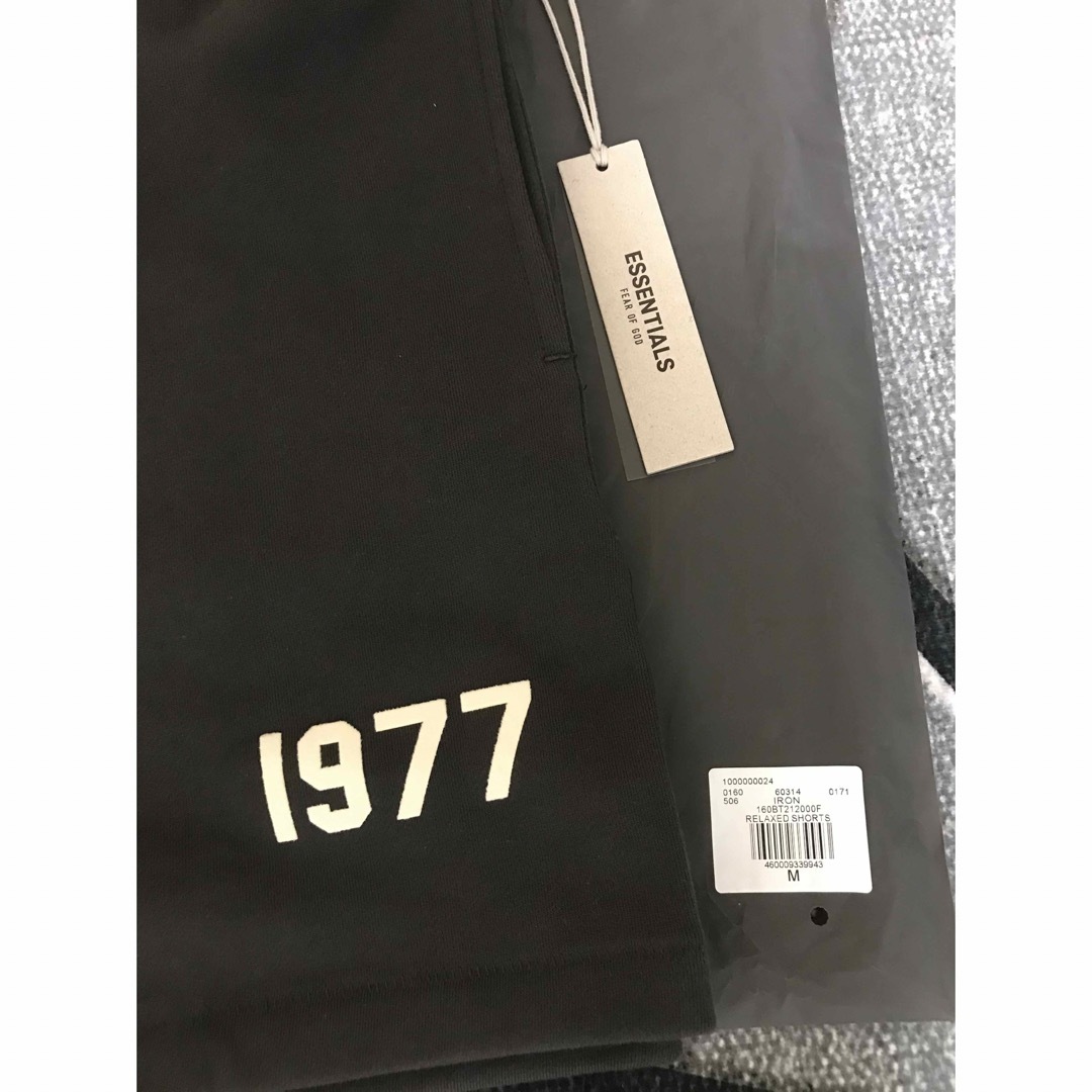2022新生活 FOG Essentials 1977 ショートパンツ M IRON