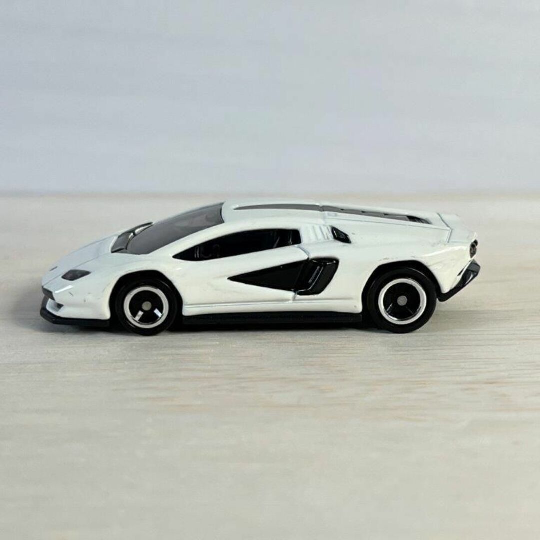 Takara Tomy - トミカ ミニカー No.74 ランボルギーニ カウンタック