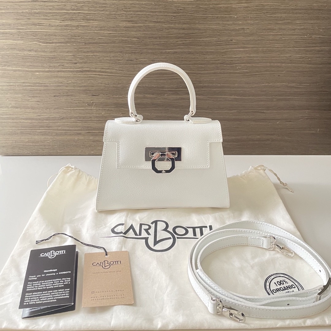 人気 カルボッティ carbotti Licia 241 シルバー金具 - ショルダーバッグ