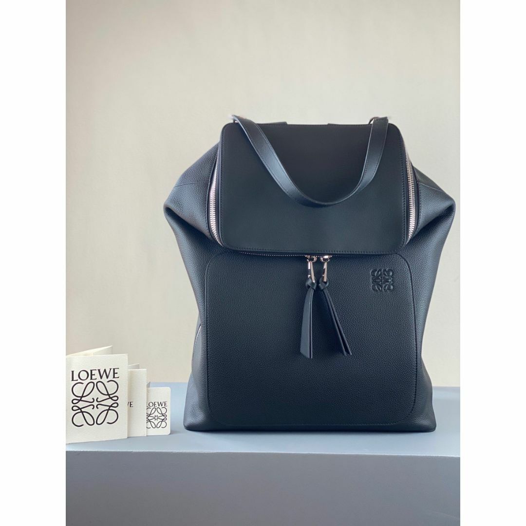 春のコレクション LOEWE GOYA ブラック バックパック リュック レザー
