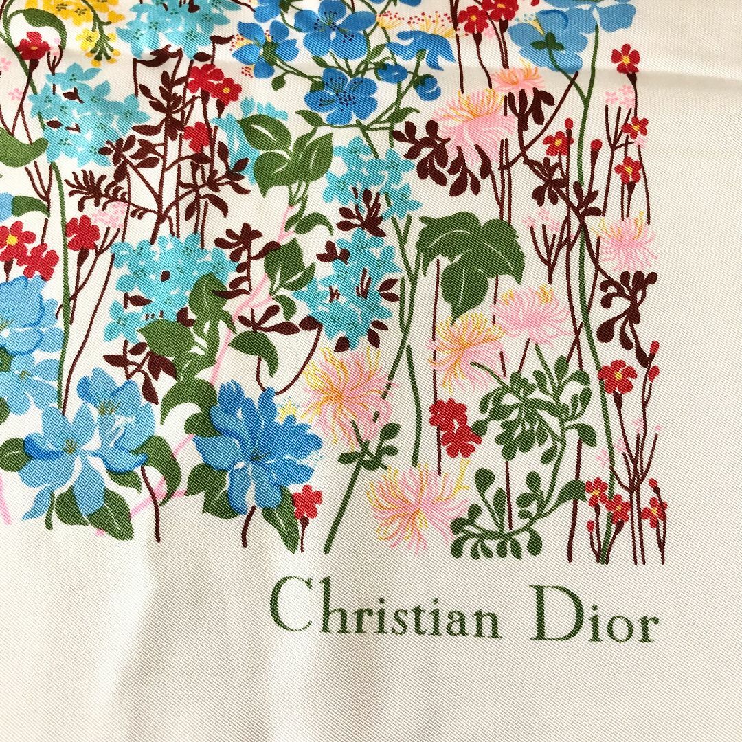 Christian Dior(クリスチャンディオール)のクリスチャン ディオール Dior 花柄 ロゴ 大判 カレ スカーフ 絹 シルク レディースのファッション小物(バンダナ/スカーフ)の商品写真