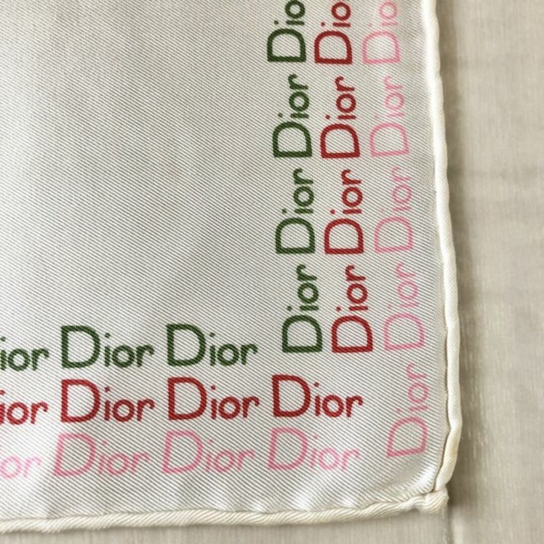 Christian Dior(クリスチャンディオール)のクリスチャン ディオール Dior 花柄 ロゴ 大判 カレ スカーフ 絹 シルク レディースのファッション小物(バンダナ/スカーフ)の商品写真