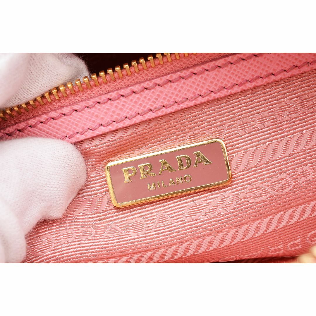 PRADA Saffiano Shoulder Bag カメラバッグ レザー