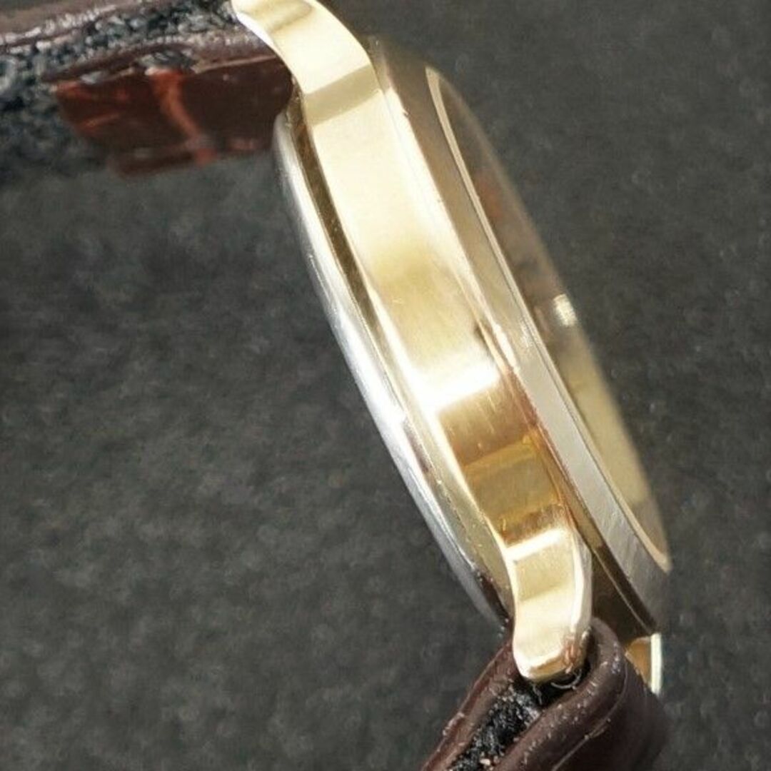 GIVENCHY(ジバンシィ)の【稼働品】GIVENCHY　アンティークレディース腕時計　ベルト新品　電池交換済 レディースのファッション小物(腕時計)の商品写真