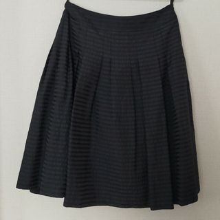 ニジュウサンク(23区)の23区　スカート　size32(ひざ丈スカート)