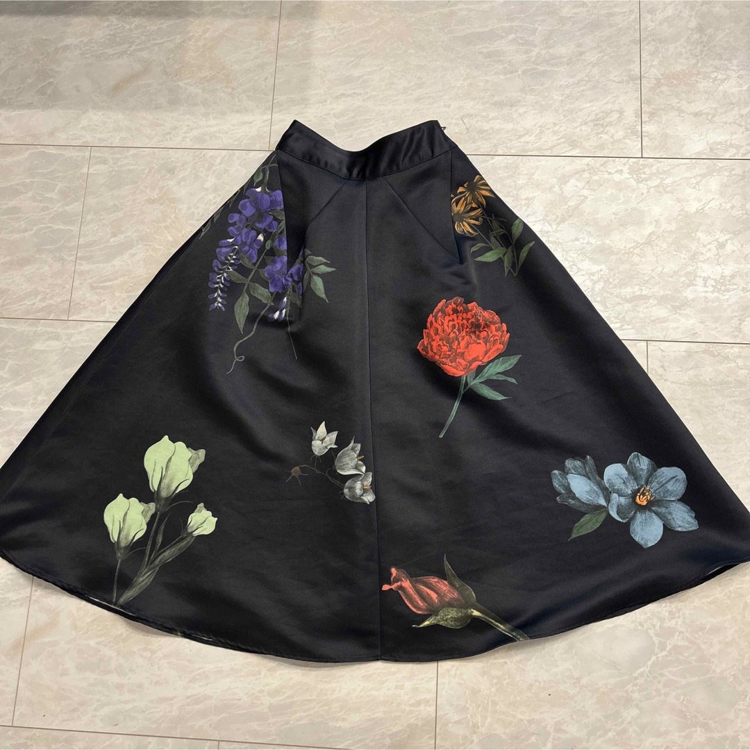 Ameri VINTAGE(アメリヴィンテージ)のameri vintage AMANDA flare skirt  レディースのスカート(ロングスカート)の商品写真