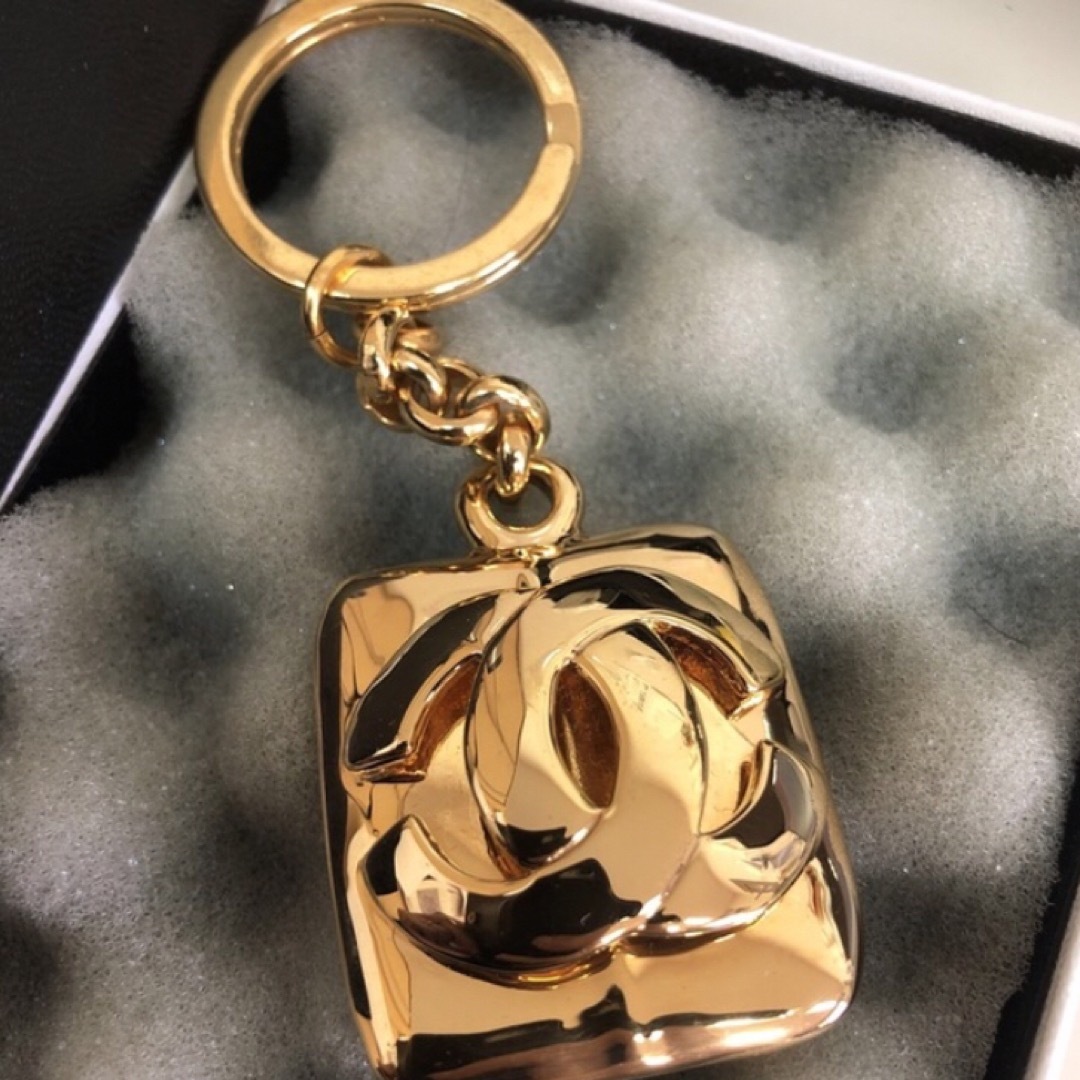 美品‼️CHANEL キーリング