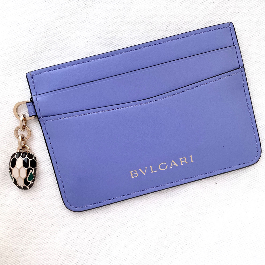 BVLGARI(ブルガリ)のBVLGARI ブルガリ　セルペンティ　カードケース　名刺定期入れ　新品同様 レディースのファッション小物(名刺入れ/定期入れ)の商品写真