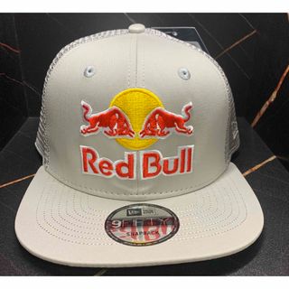 ニューエラー(NEW ERA)の送料無料　【新品】刺繍多数RedBull レッドブル ニューエラメッシュキャップ(キャップ)