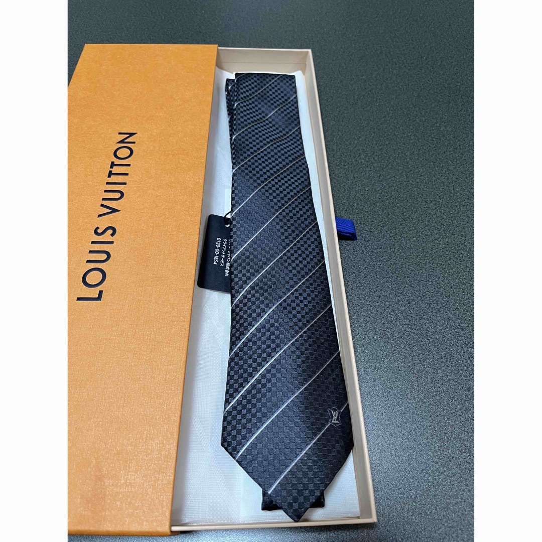 超高品質で人気の 新品未使用タグ付きルイヴィトンクラヴァット