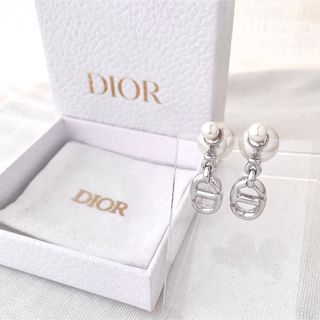 キナリ・ベージュ 美品 クリスチャンディオール トライバル ピアス