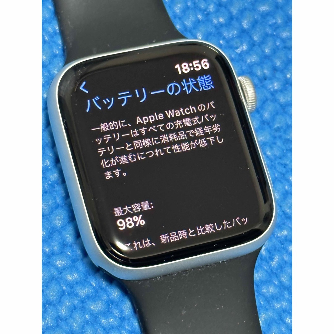 専用。アップルウォッチSE GPS 44mm Apple watch 傷なし スマホ/家電/カメラのスマートフォン/携帯電話(スマートフォン本体)の商品写真