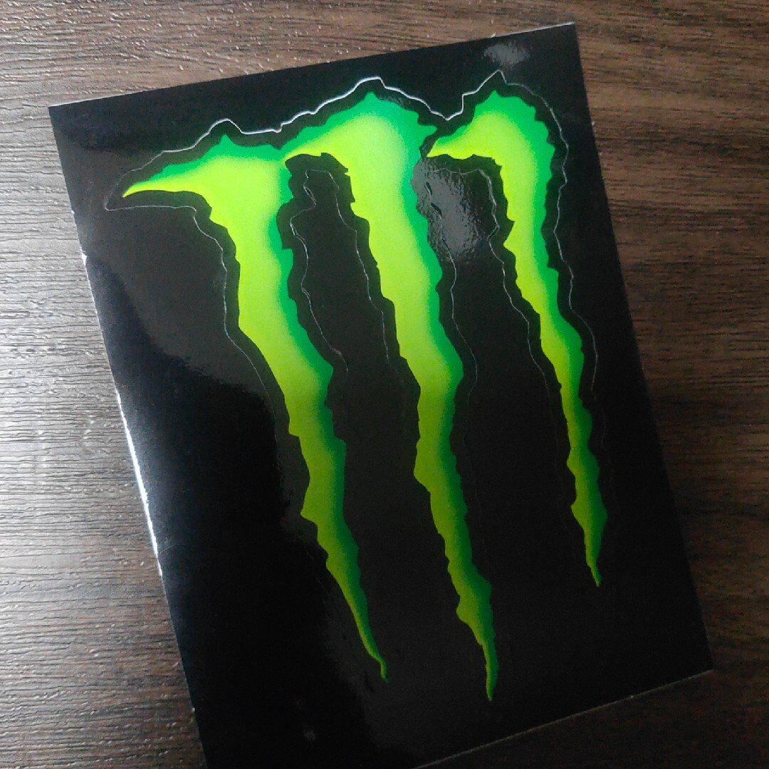 Monster Energy(モンスターエナジー)のモンスター エナジー　MONSTER ENERGY ステッカー シール 公式 自動車/バイクのバイク(ステッカー)の商品写真