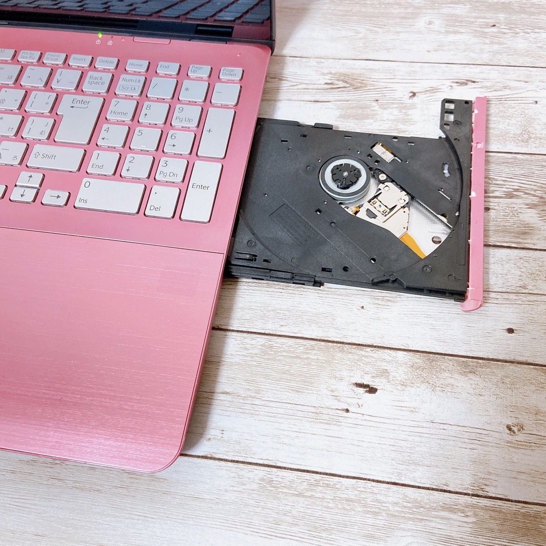 激レア✨ピンクVAIO☘大容量‼カメラ付で事務作業に✨薄型ノートパソコン✨