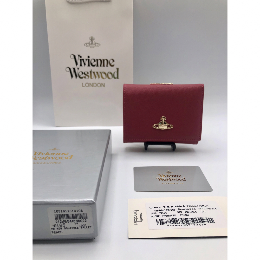 Vivienne Westwood(ヴィヴィアンウエストウッド)のヴィヴィアン ウエストウッド ピーチ　三つ折財布 レディースのファッション小物(財布)の商品写真