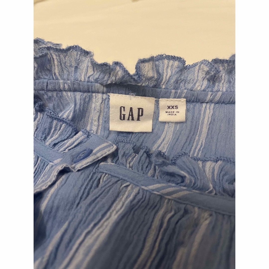 GAP(ギャップ)のストライプ　シャツ　ブラウス　ノーカラー　長袖 レディースのトップス(シャツ/ブラウス(長袖/七分))の商品写真