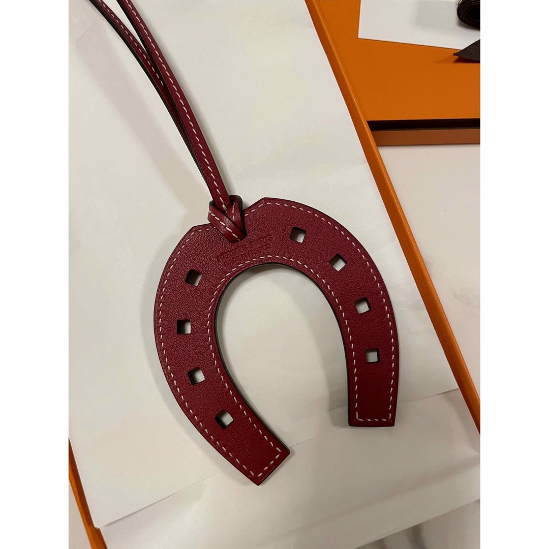 Hermes(エルメス)の新品　エルメス　パドックチャーム　馬蹄 レディースのアクセサリー(チャーム)の商品写真