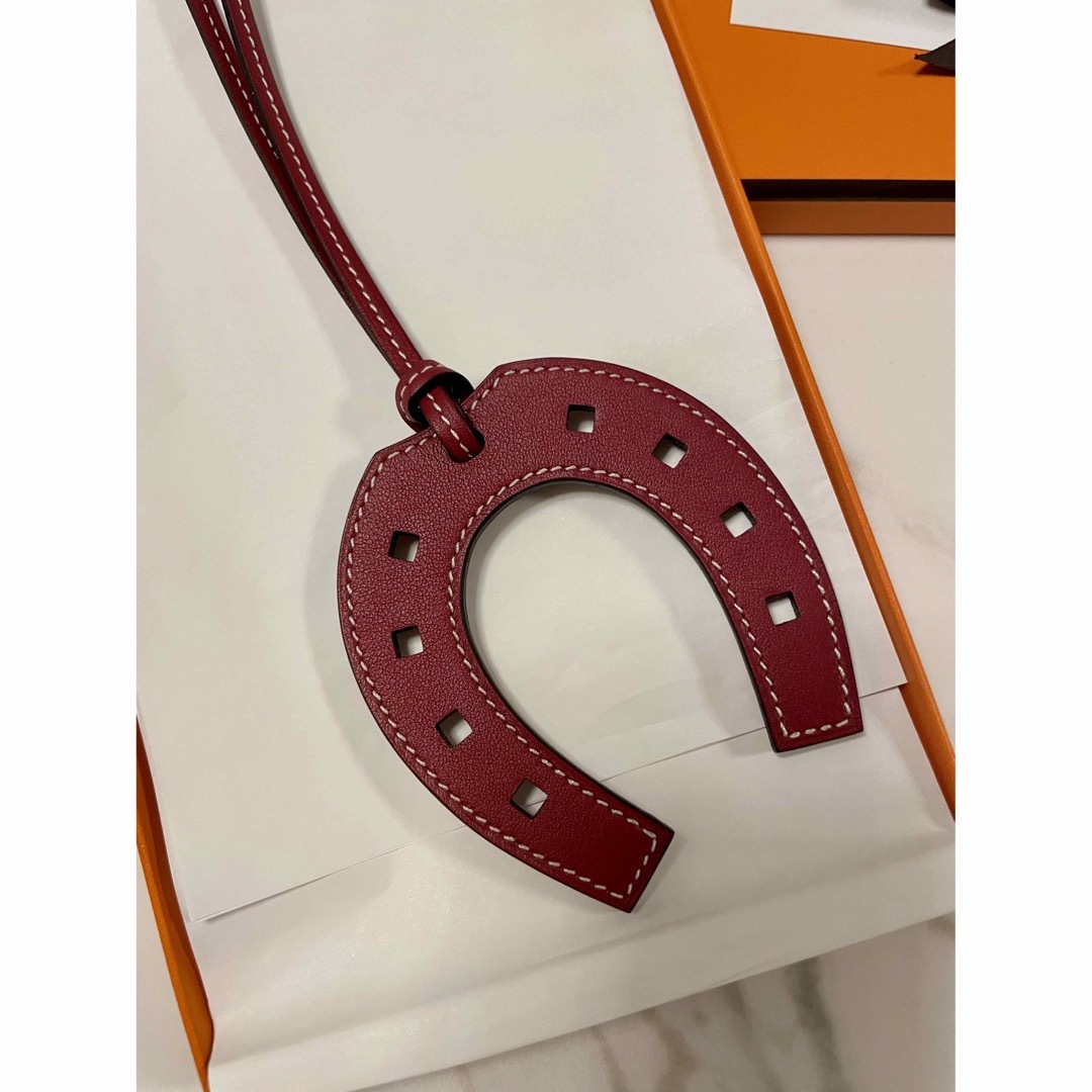 Hermes(エルメス)の新品　エルメス　パドックチャーム　馬蹄 レディースのアクセサリー(チャーム)の商品写真