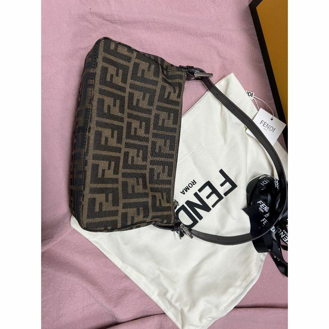 未使用】FENDI ハンドバッグ アクセサリーポーチ ズッカ柄 キャンバス-