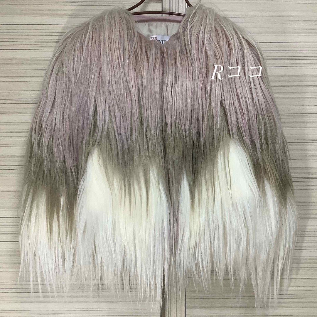 ハイクオリティ 【RED VALENTINO】レッドヴァレンティノ ☆ヤギ毛皮100