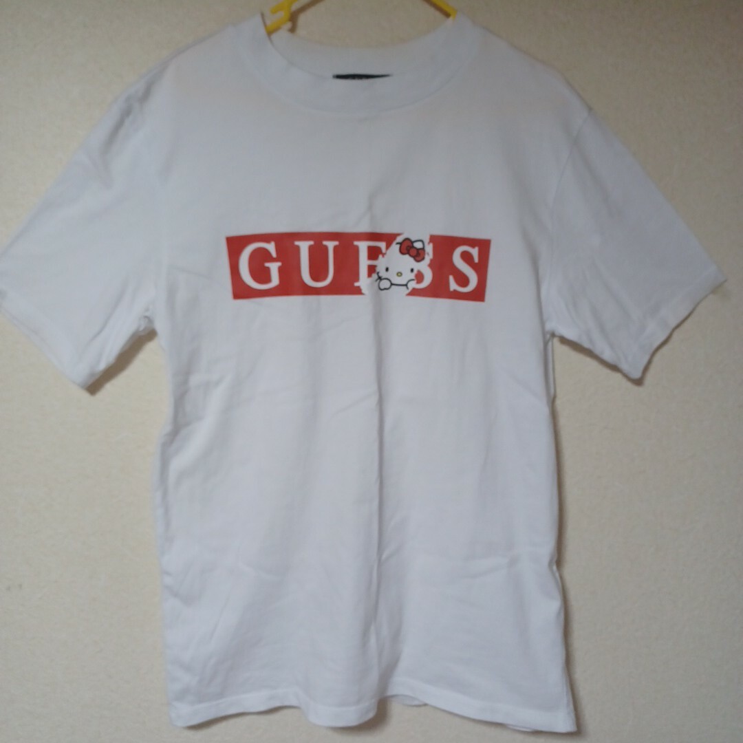 GUESS(ゲス)のキティ ゲス ロゴ 半袖 Tシャツ メンズのトップス(Tシャツ/カットソー(半袖/袖なし))の商品写真