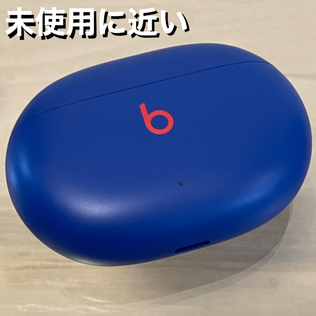 Beats by Dr Dre(ビーツバイドクタードレ)の未使用に近い★Beats Studio Buds ブルー 充電ケースのみ／O06 スマホ/家電/カメラのオーディオ機器(ヘッドフォン/イヤフォン)の商品写真