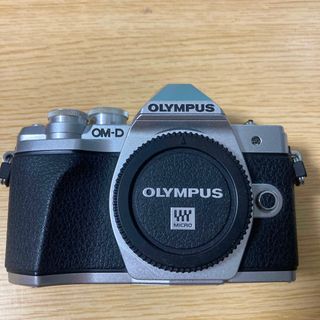 オリンパス(OLYMPUS)のオリンパス em10III ジャンク品(ミラーレス一眼)