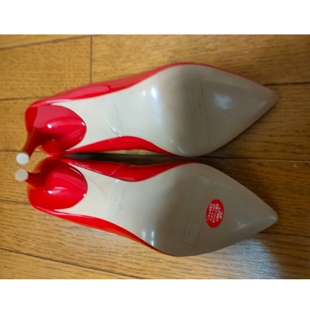 SEVEN TWELVE THIRTY(セブントゥエルヴサーティ)のVII XII XXX ピンヒール  パンプス 赤 エナメル  24.5cm レディースの靴/シューズ(ハイヒール/パンプス)の商品写真