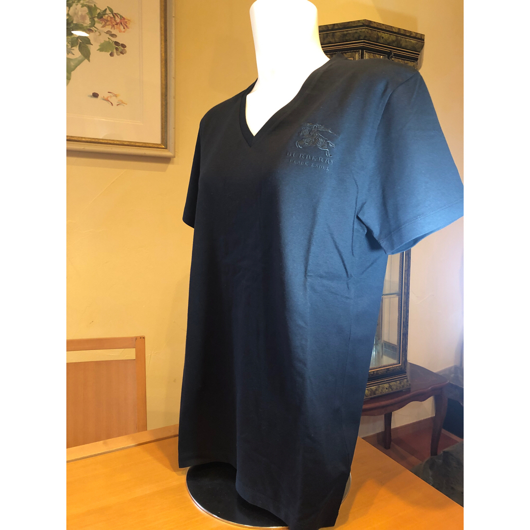 新品未使用バーバリー❤️Vネック Tシャツ バーバリーロゴ、マーク刺繍 黒