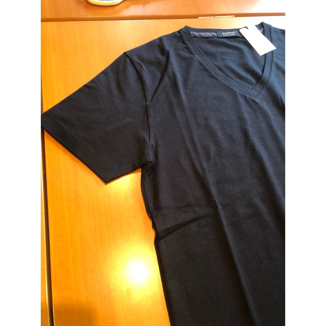 新品未使用バーバリー❤️Vネック Tシャツ バーバリーロゴ、マーク刺繍 黒
