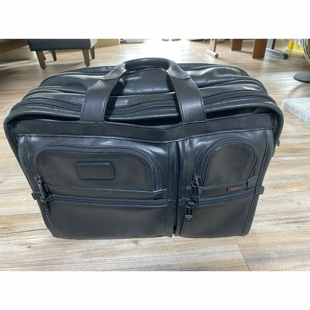 TUMI(トゥミ)のオバマ愛用トゥミ TUMI 96160 DH 特大 B4 ビジネスバッグ 廃盤 メンズのバッグ(ビジネスバッグ)の商品写真