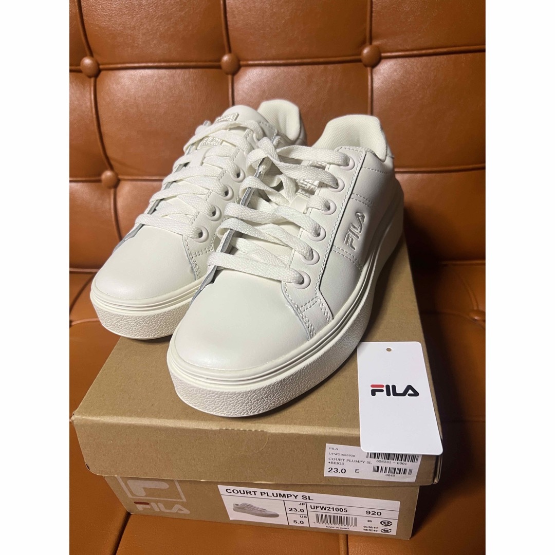 新品未使用！FILA  COURT PLUMPY 厚底スニーカー 23.0