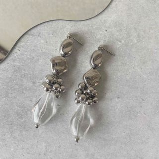 アメリヴィンテージ(Ameri VINTAGE)のハンドメイド 韓国 クリア つぶつぶ シルバーピアス イヤリング(ピアス)