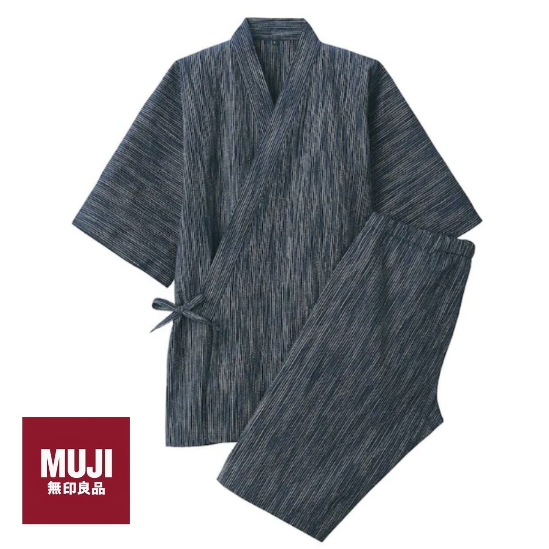 MUJI (無印良品)(ムジルシリョウヒン)の無印良品 しじら織り 甚平 ダークネイビー(柄) XL 上下セット メンズの水着/浴衣(浴衣)の商品写真