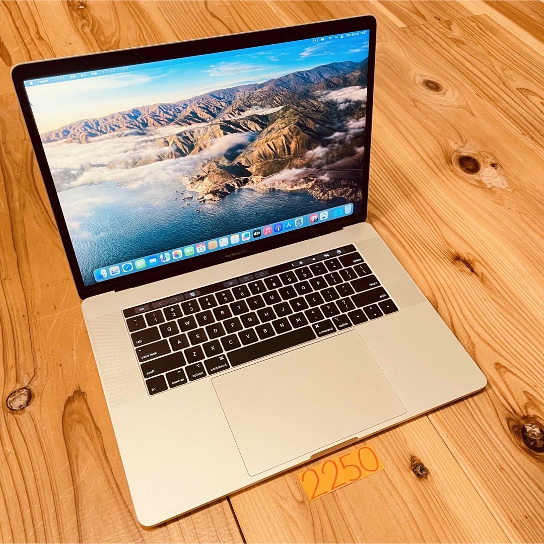 MacBook Pro 2018 i9 16GB 512GB 15インチ