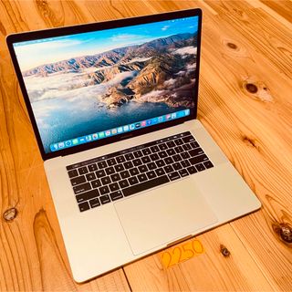 マック(Mac (Apple))のMacBook pro 15インチ 2018 i9 メモリ32GB 512GB(ノートPC)