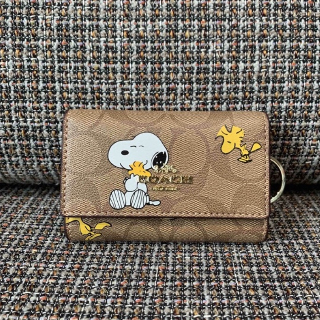 【新品未使用】COACHコーチスヌーピーコラボウッドストック長財布 SNOOPY