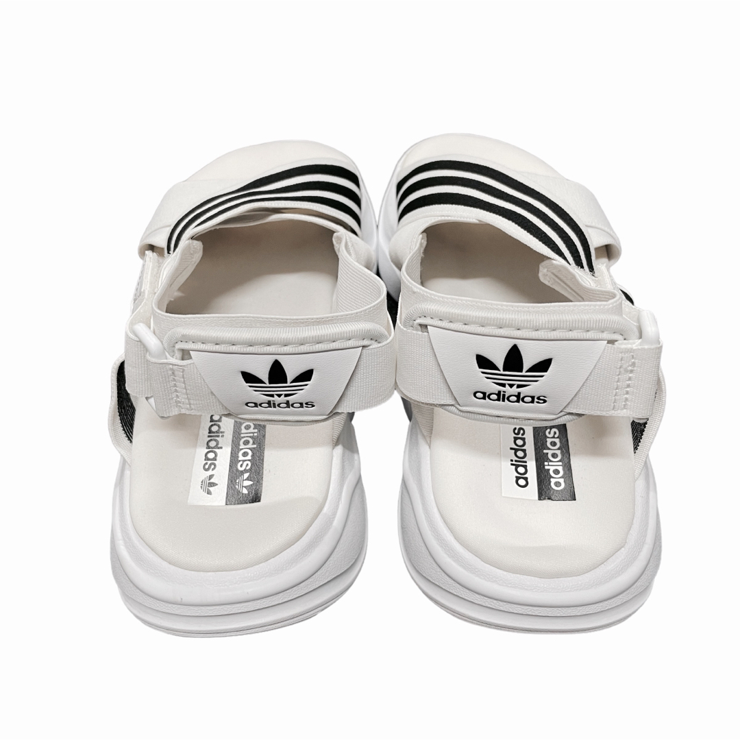 Originals（adidas）(オリジナルス)のadidas Originals サンダル マグマ MAGUR レディースの靴/シューズ(サンダル)の商品写真