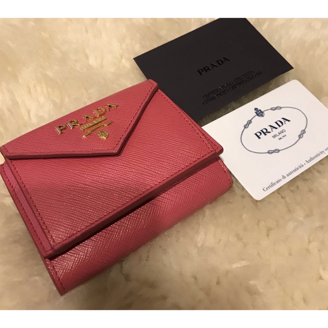 【新品未使用】プラダ PRADA 三つ折 財布 1MH021 PEONIAファッション小物