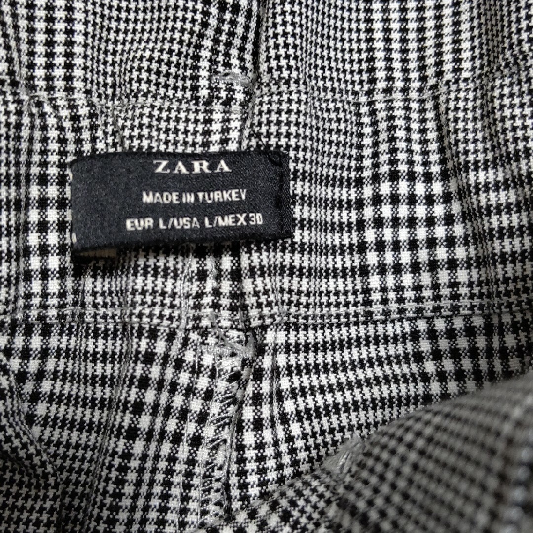 ZARA(ザラ)のZARA レディースのパンツ(キュロット)の商品写真