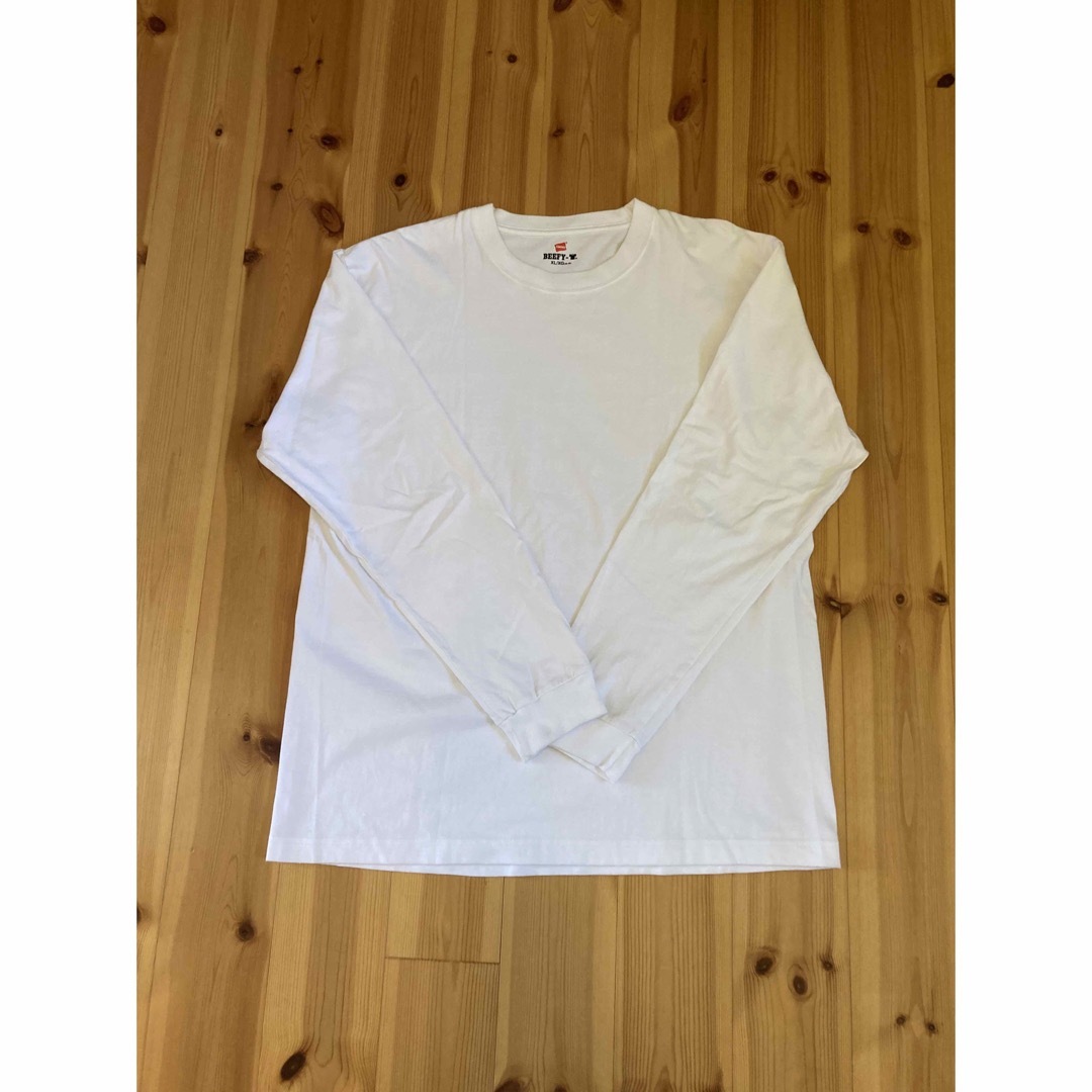 Hanes(ヘインズ)のヘインズ ビーフィー ロンT ホワイト サイズXL メンズのトップス(Tシャツ/カットソー(七分/長袖))の商品写真
