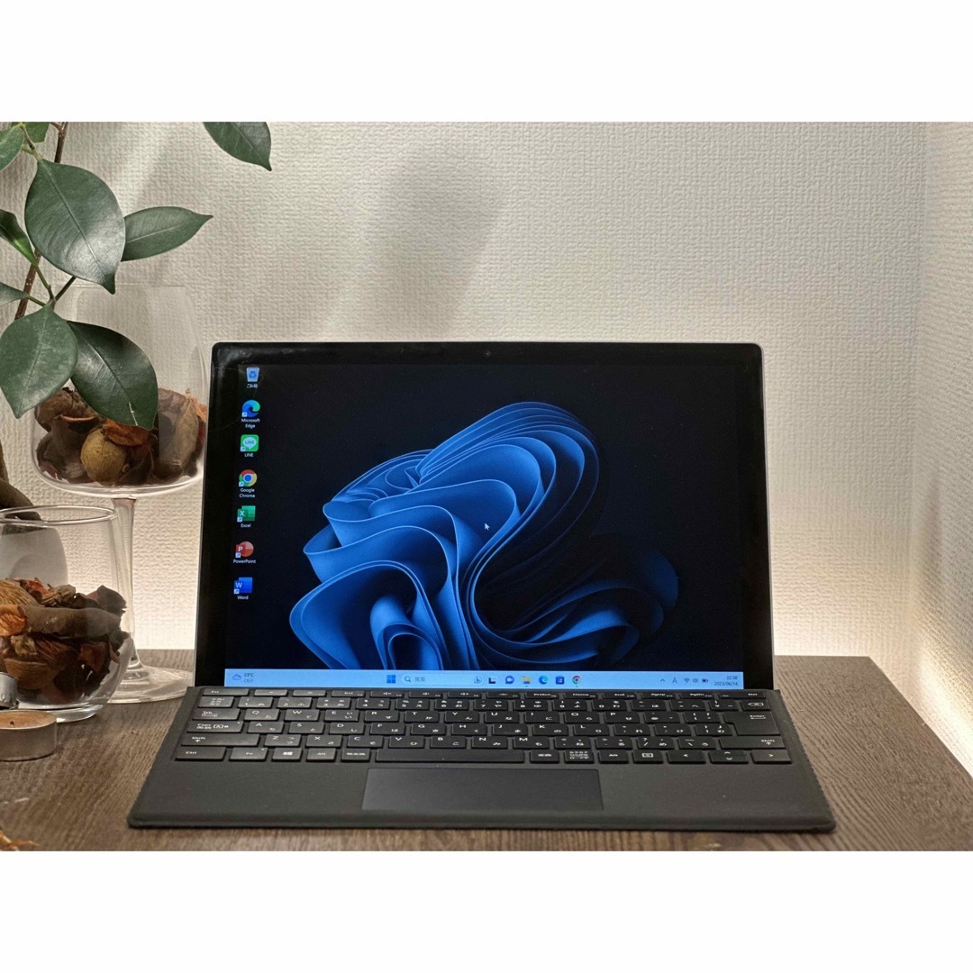 美品 Surface Pro5 LTE Pro i5 8 SSD 256GB