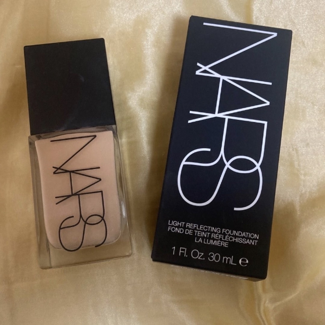 NARS(ナーズ)のNARSライトリフレクティングファンデーション02178 コスメ/美容のベースメイク/化粧品(ファンデーション)の商品写真