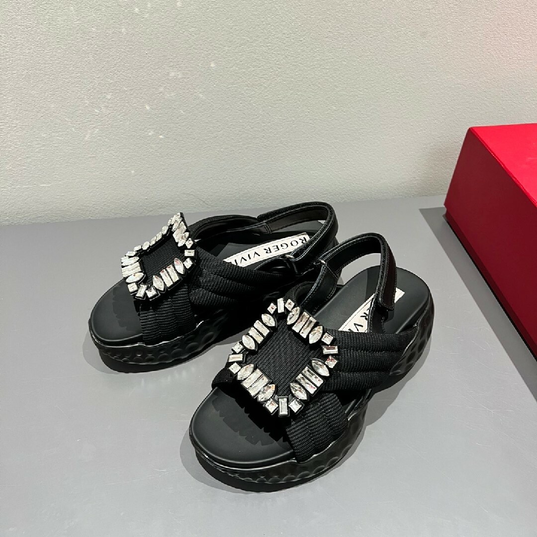 ROGER VIVIER - ロジェヴィヴィエ ライト ストラス バックル ファブリック サンダル 37の通販 by もりりん's shop