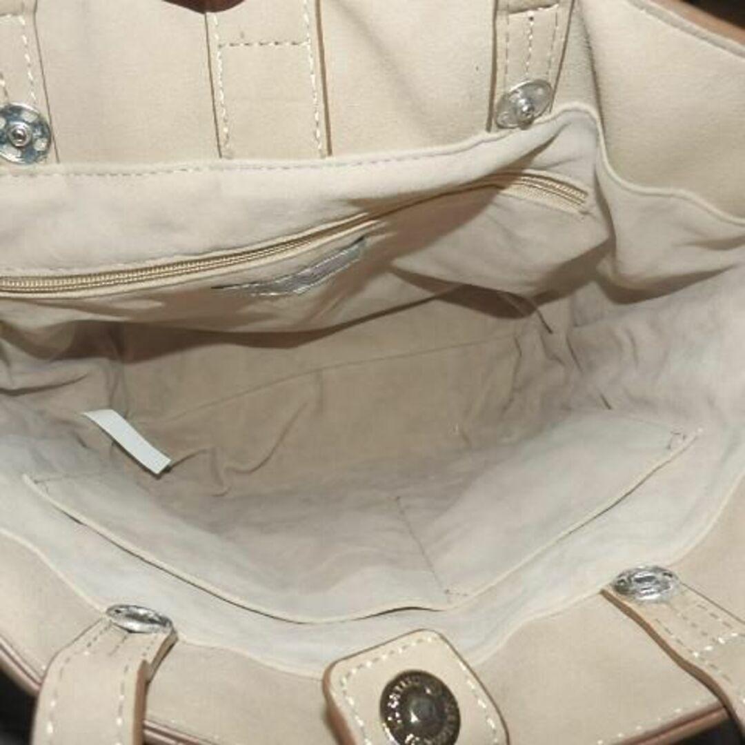 UN BILLION(アンビリオン)のアンビリオン　スウェード レディースのバッグ(ハンドバッグ)の商品写真