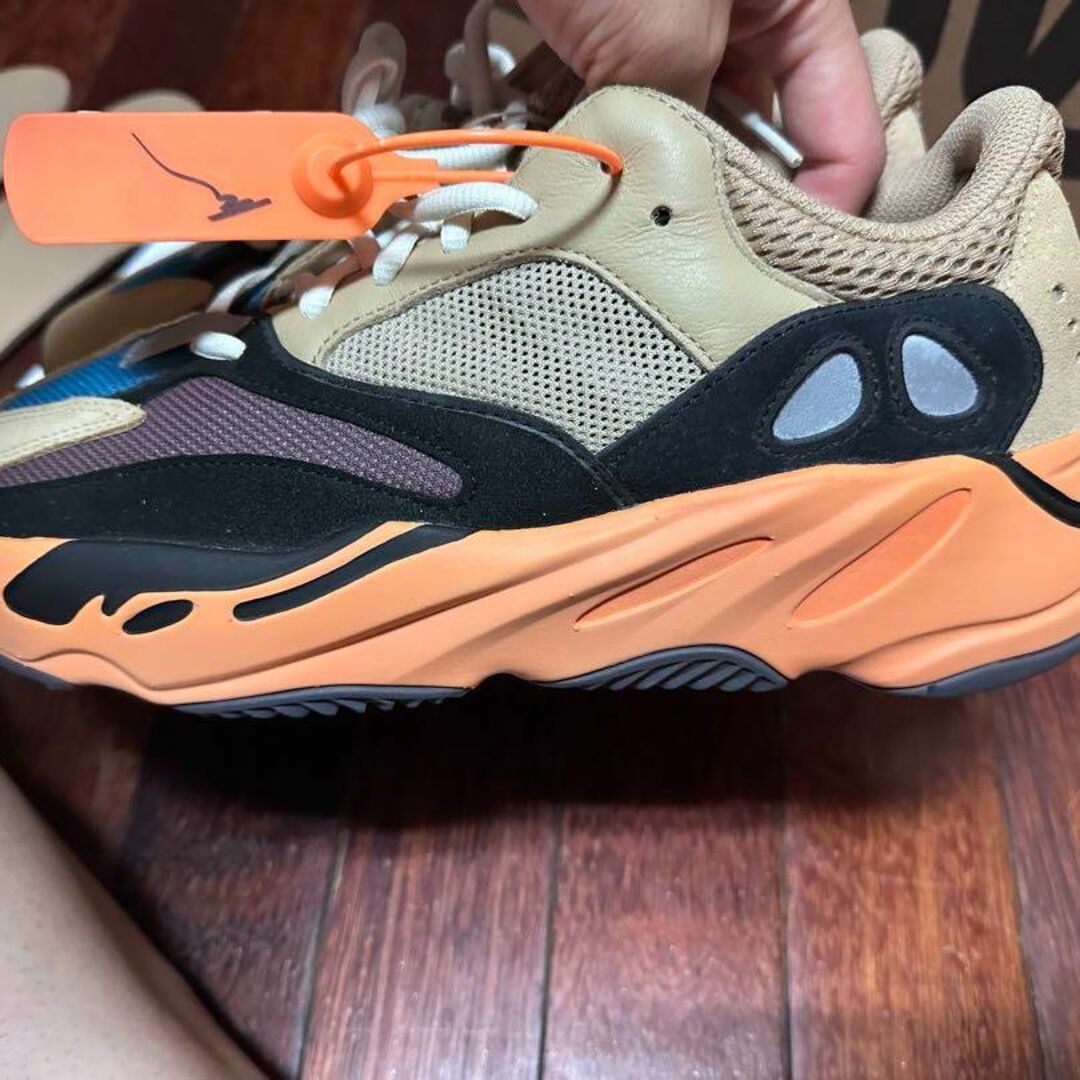 ADIDAS YEEZY BOOST 700 "ENFLAME AMBER"