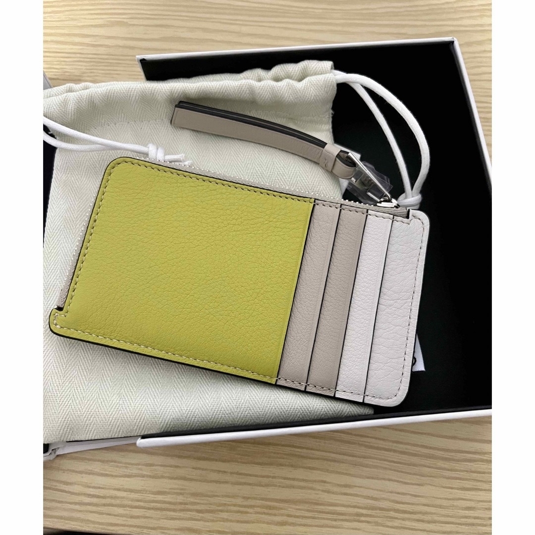 LOEWE - 【新品未使用】LOEWE パズル コインカードホルダークラシック